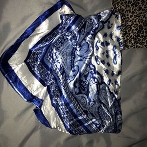 An amazing scarf type shirt! stunning on!!